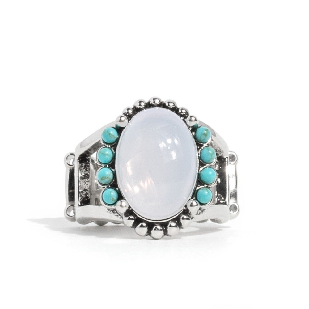 Silver and Turquoise Statement Ring Captivating Cowboy Beads Fashion Jewelry